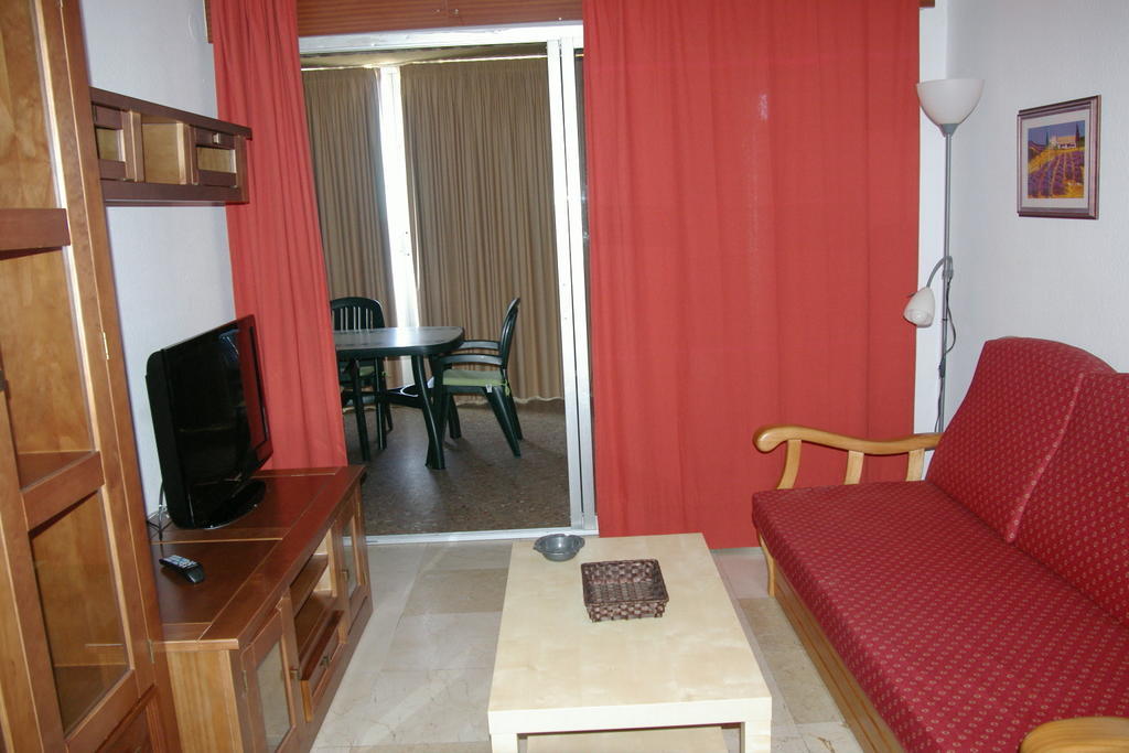 Apartamentos Carolina - Arca Rent Benidorm Quarto foto